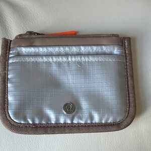 LULULEMON card holder